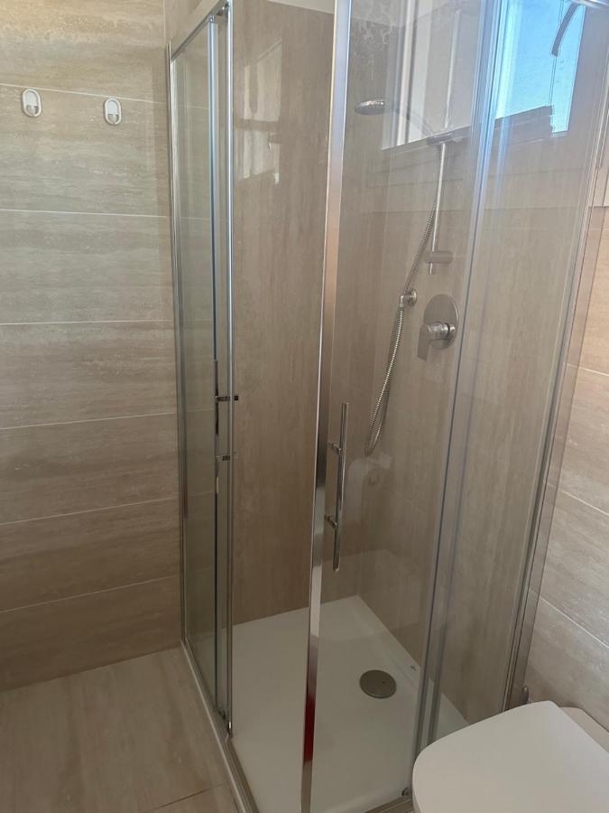 Holiday House Al Porto View Lake Пескьера-дель-Гарда Экстерьер фото